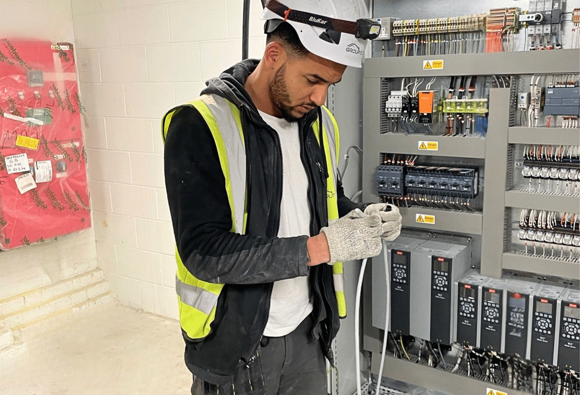 melit electrical ratedpeople gallery 013 up